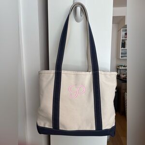 L.L. Bean Boat and Tote - M zip top